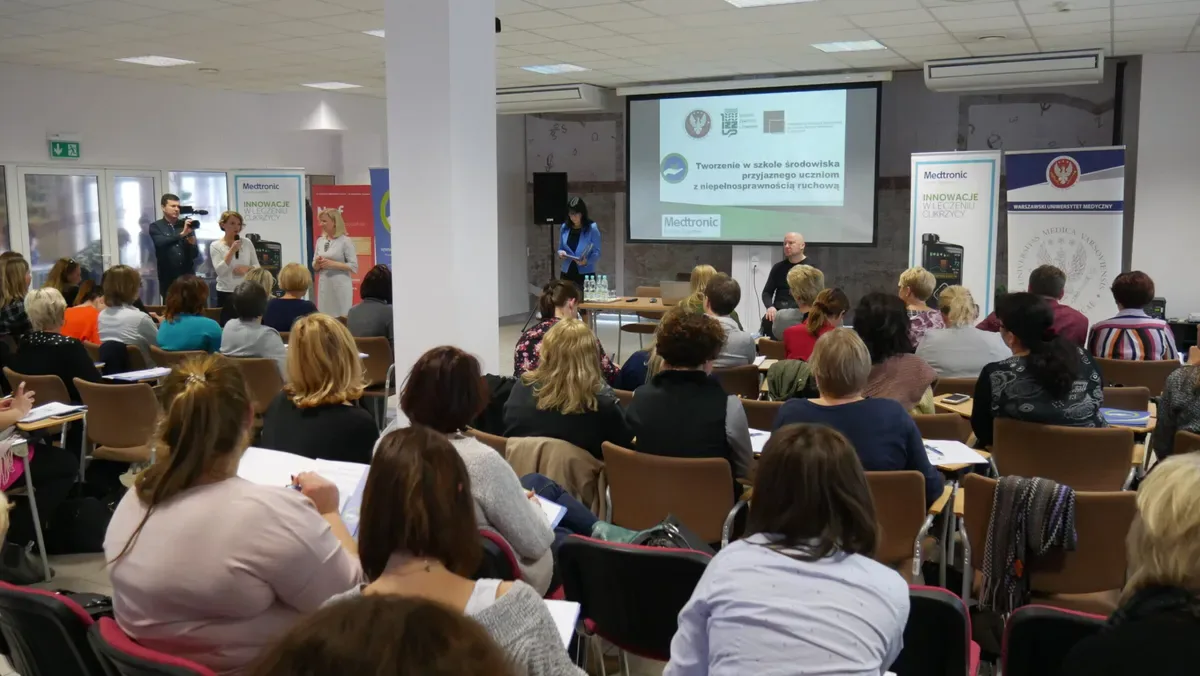 Spotkanie grupowe podczas warsztatów Fundacji